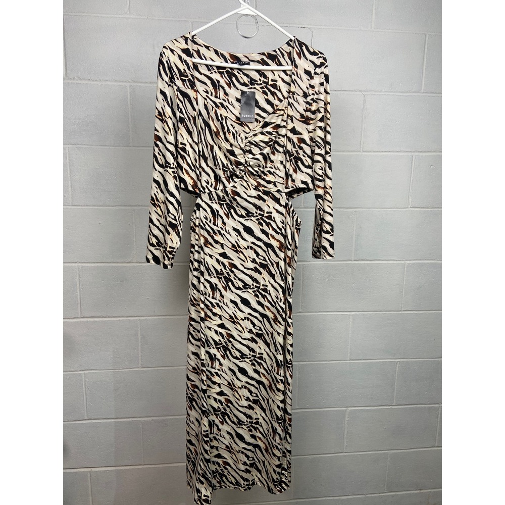 Torrid Maxi Dress Studio Knit Watercolor Zebra‎ Print Long Sleeve Size (0) 12/L